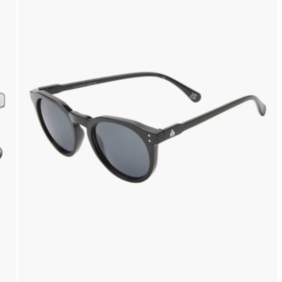 AIRE Nuleus Unisex Sunglasses Black Frame Black Tint NWT - Picture 13 of 15